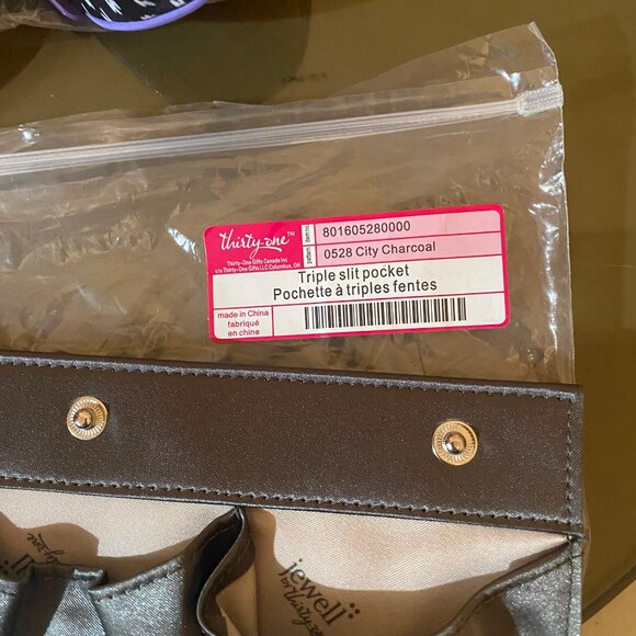 Thirty-One Organization Set – Wallet, Jewelry Case & Insert - Picture 3 of 7